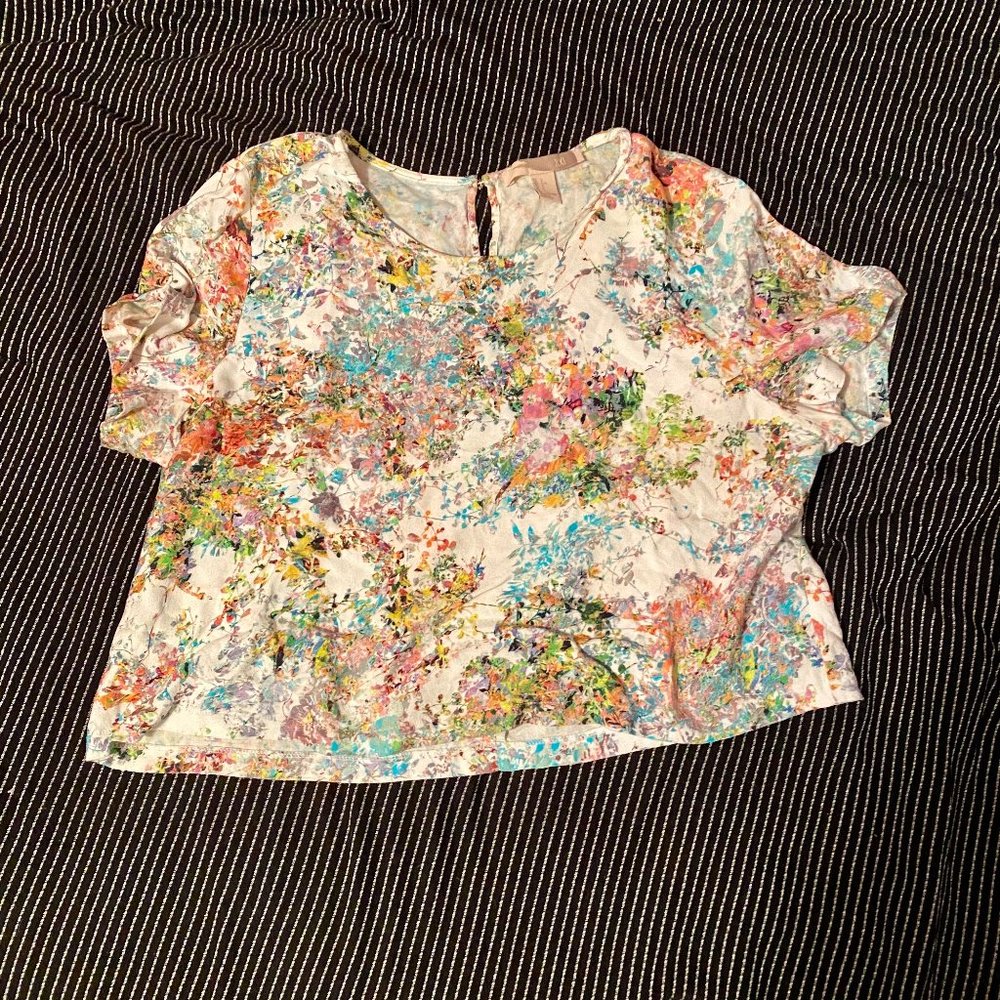 CROPPED FLORAL TEE